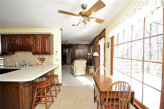 328 View Ridge Drive Goodlettsville, TN 37072 - Photo 8 of 20 The Eat-In Kitchen offers ample eating space and a great view from the Large Picture Window and is conveniently located to the Deck and Den areas.