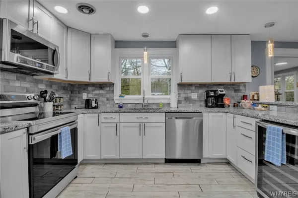 $399,000 | 189 Niagara Falls Boulevard, Amherst, NY 14226