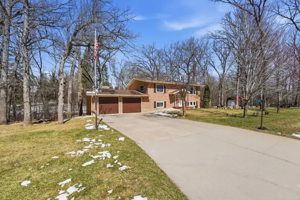 $359,900 | 2497 County Road 86 Southeast, Alexandria, MN 56308