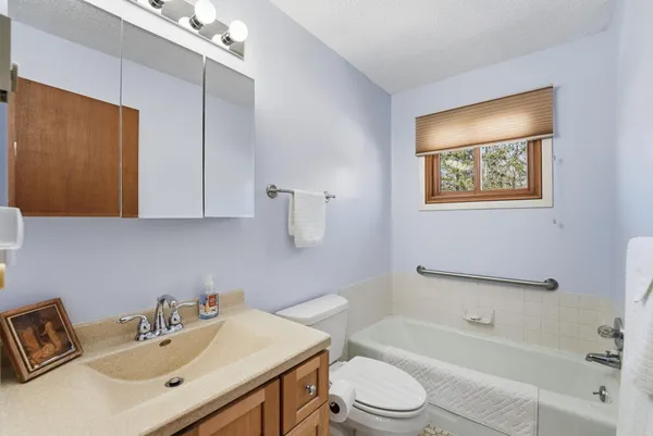 $359,900 | 2497 County Road 86 Southeast, Alexandria, MN 56308