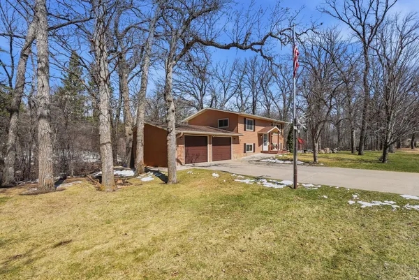 $359,900 | 2497 County Road 86 Southeast, Alexandria, MN 56308