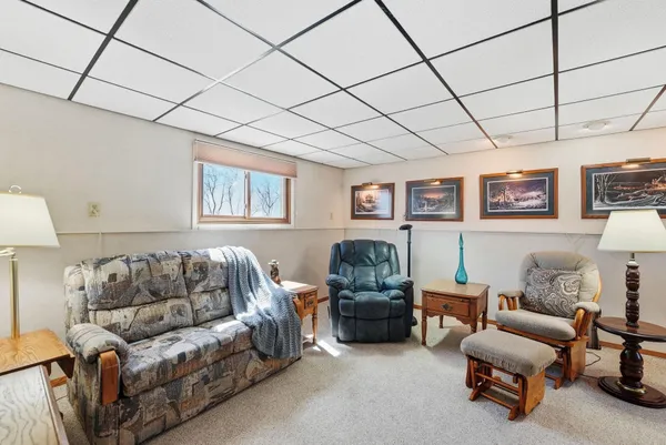 $359,900 | 2497 County Road 86 Southeast, Alexandria, MN 56308