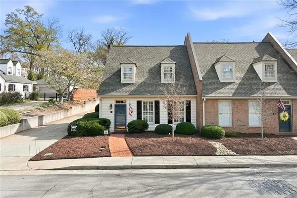 $450,000 | 510 Bradford Street Northwest, Gainesville, GA 30501