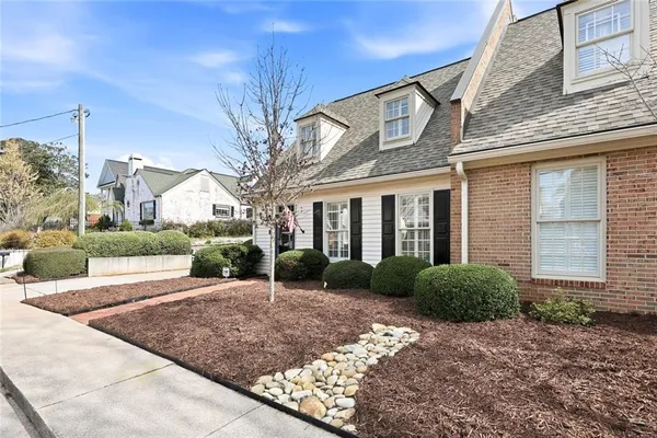 $450,000 | 510 Bradford Street Northwest, Gainesville, GA 30501