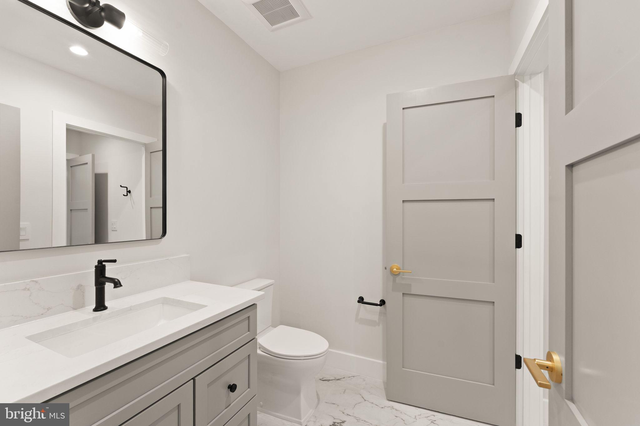 208 Elm Street Southwest Vienna, VA 22180 - Photo 30 of 50 Secondary Private Bath - Different JDA Model