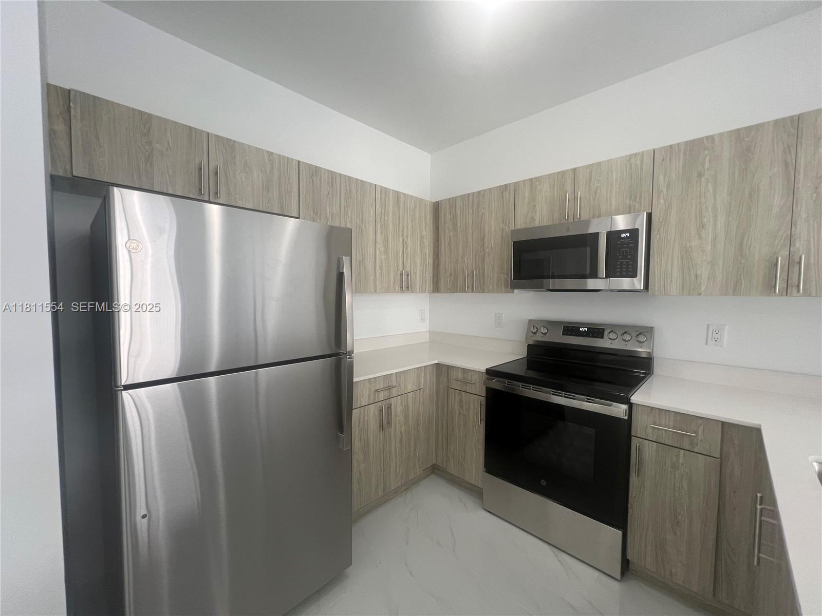 1010 Southwest 69th Avenue, Unit 212 Miami, FL 33144 - Photo 19 of 30