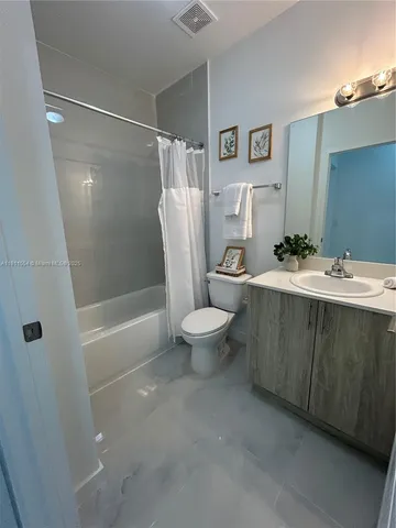 a view of an entryway