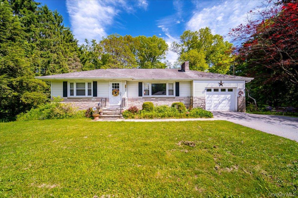 26 Russell Road Wappingers Falls, NY 12590 - Photo 1 of 22