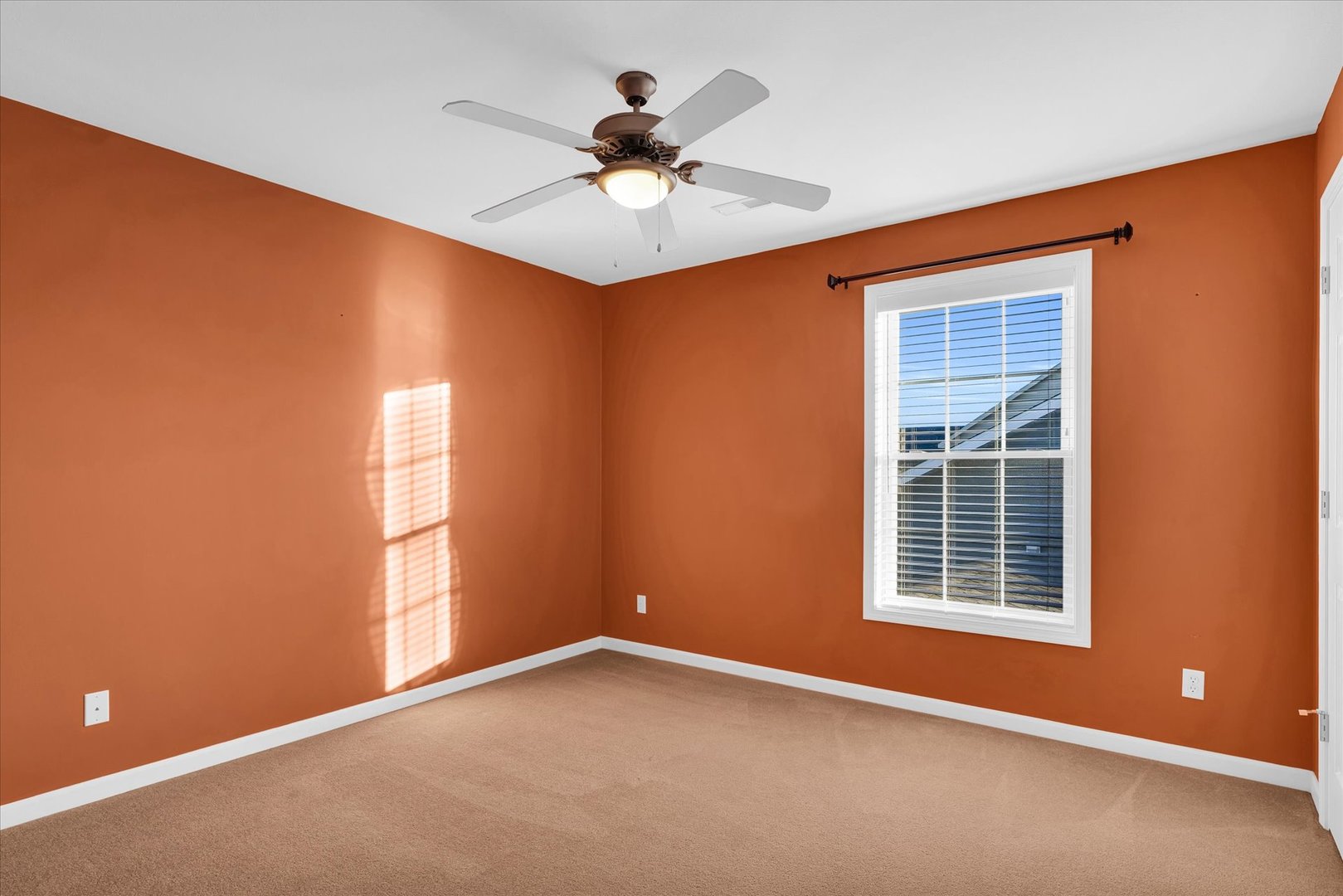 1330 West Ridge Lane Champaign, IL 61822 - Photo 25 of 39 a view of an empty room with a window