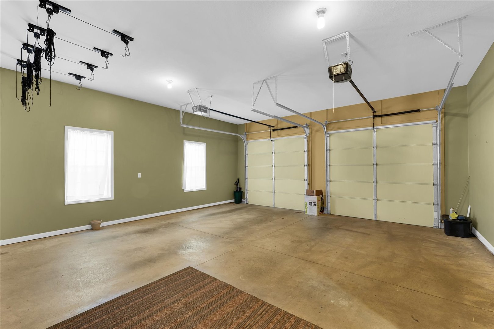 1330 West Ridge Lane Champaign, IL 61822 - Photo 31 of 39 a view of empty room