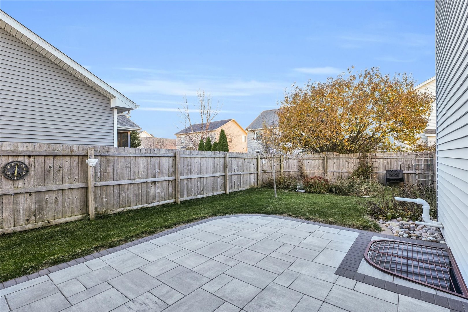 1330 West Ridge Lane Champaign, IL 61822 - Photo 36 of 39 a view of a backyard with wooden fence