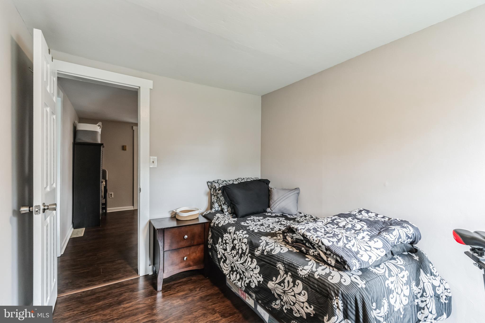 2700 Oakland Road Dover, PA 17315 - Photo 14 of 30 Gallery Image 14