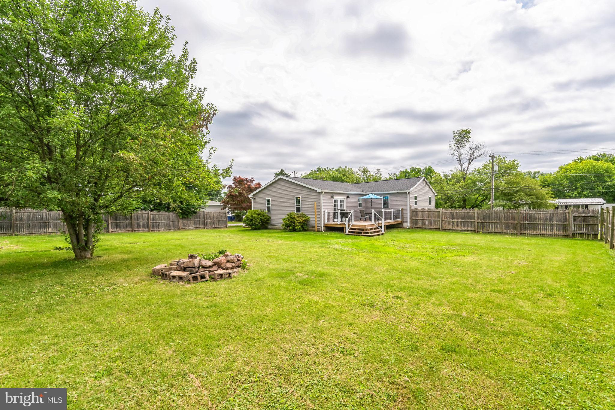 2700 Oakland Road Dover, PA 17315 - Photo 5 of 30 Gallery Image 5