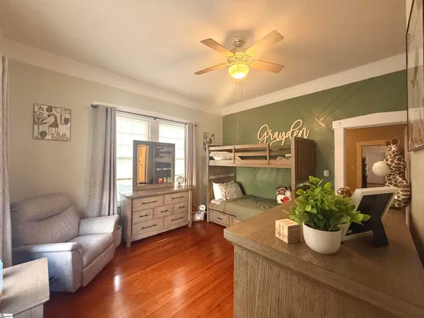 $258,000 | 309 South Woodrow Street, Clinton, SC 29325