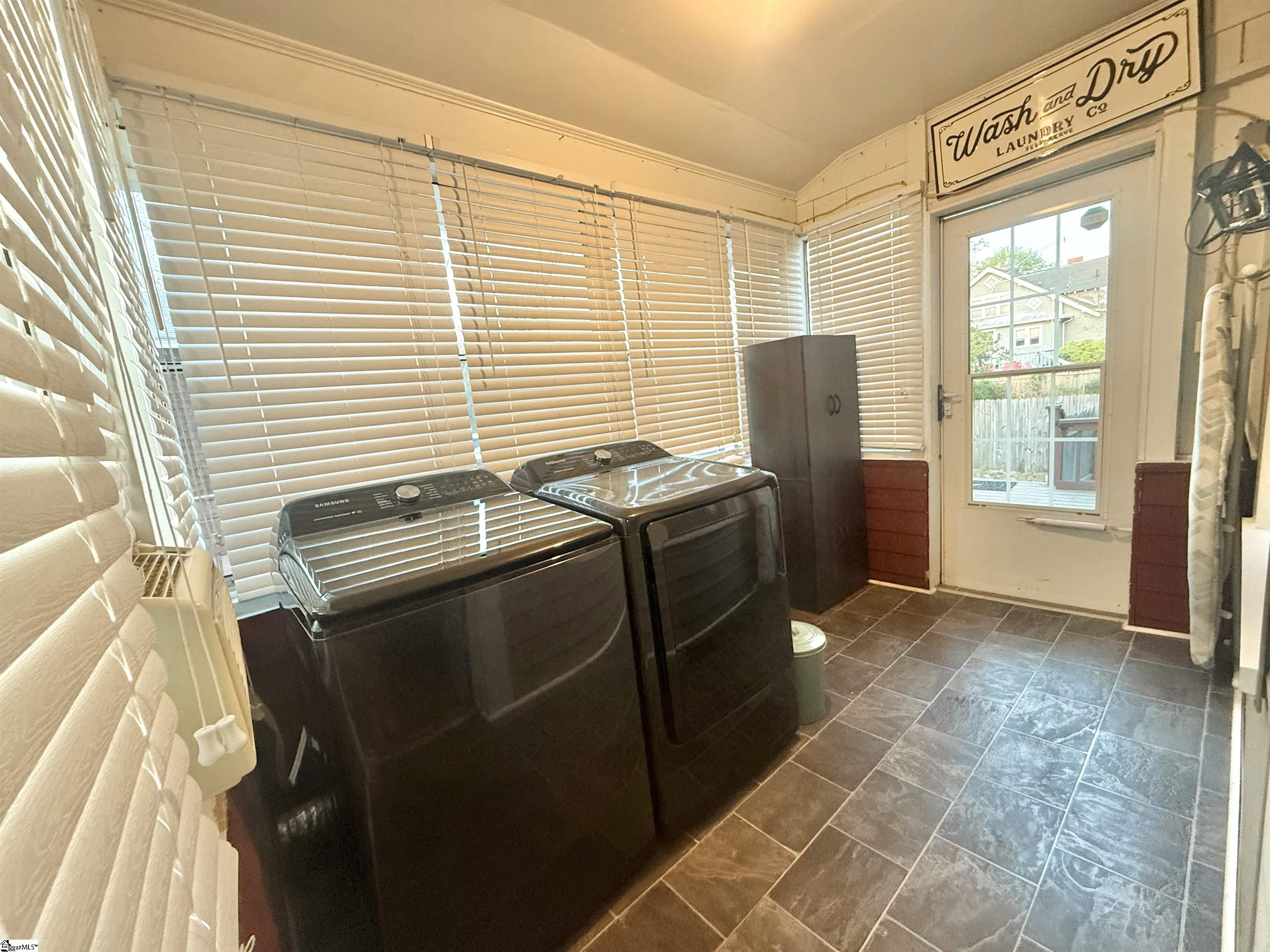 309 South Woodrow Street Clinton, SC 29325 - Photo 20 of 22