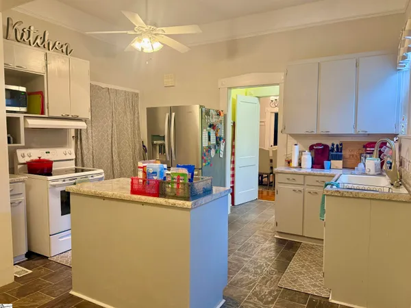 $258,000 | 309 South Woodrow Street, Clinton, SC 29325