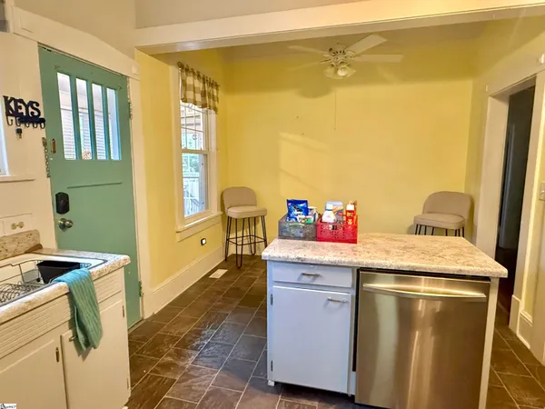 $258,000 | 309 South Woodrow Street, Clinton, SC 29325