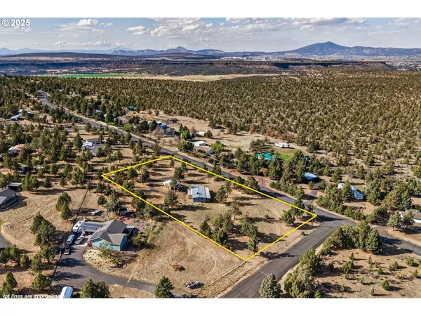 a view of an outdoor space and mountain view