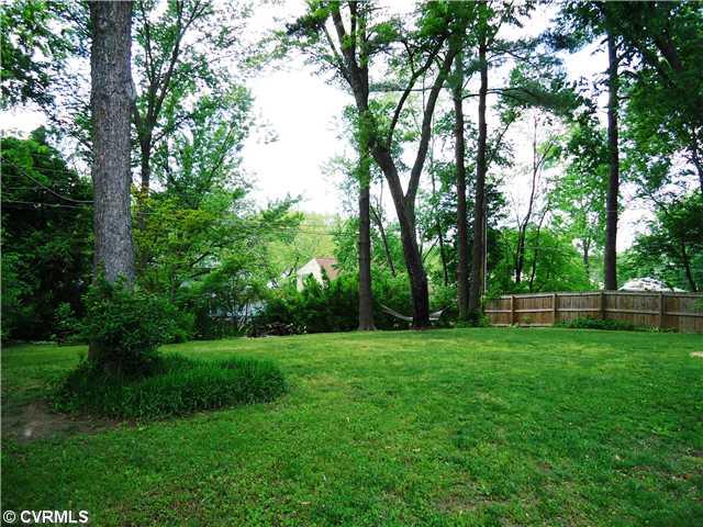 1308 Elon Road Henrico, VA 23229 - Photo 4 of 8 Exterior Back