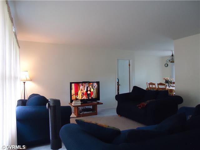1308 Elon Road Henrico, VA 23229 - Photo 7 of 8 Living Room