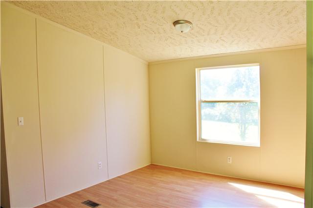 2050 North Commerce Road Lebanon, TN 37090 - Photo 6 of 10 Gallery Image 6