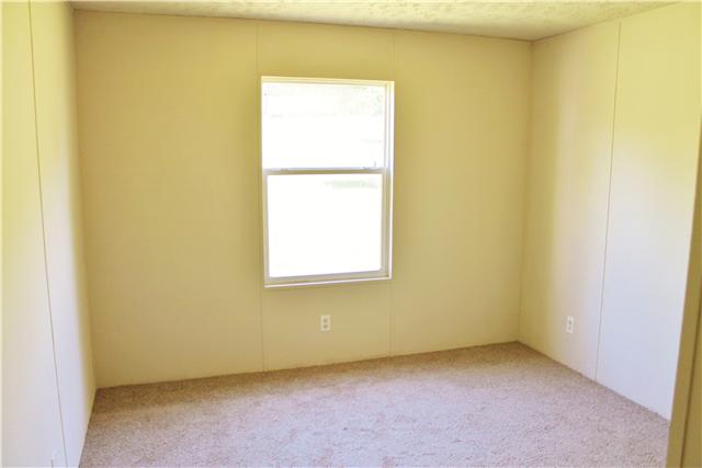 2050 North Commerce Road Lebanon, TN 37090 - Photo 7 of 10 Gallery Image 7