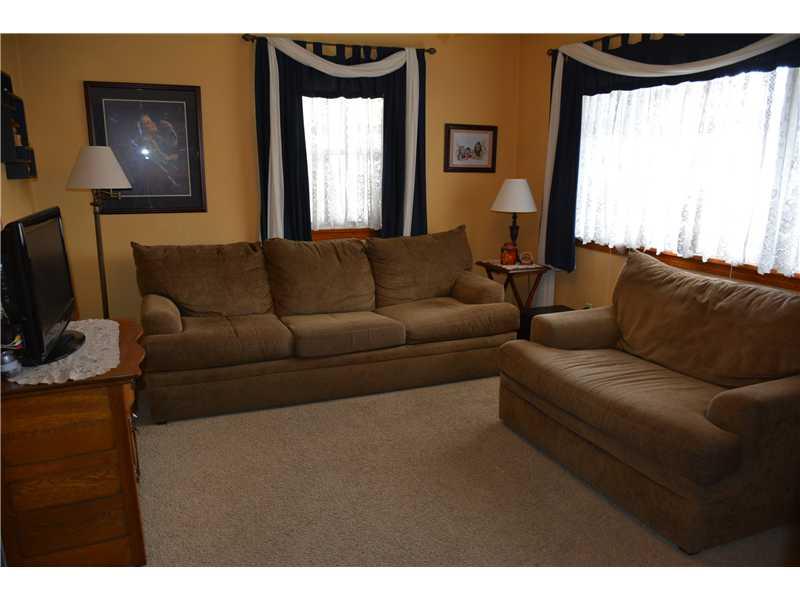 115 Doyle Road Sarver, PA 16055 - Photo 2 of 16 Living Room.