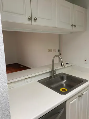 $1,950 | 2811 Grande Parkway, Unit 202, Palm Beach Gardens, FL 33410
