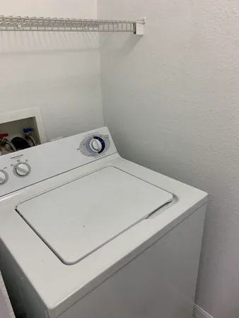 $1,950 | 2811 Grande Parkway, Unit 202, Palm Beach Gardens, FL 33410