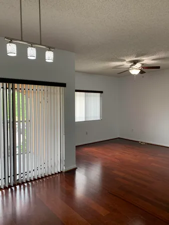 $1,950 | 2811 Grande Parkway, Unit 202, Palm Beach Gardens, FL 33410