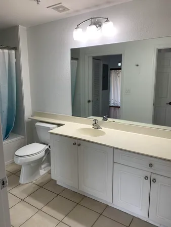 $1,950 | 2811 Grande Parkway, Unit 202, Palm Beach Gardens, FL 33410