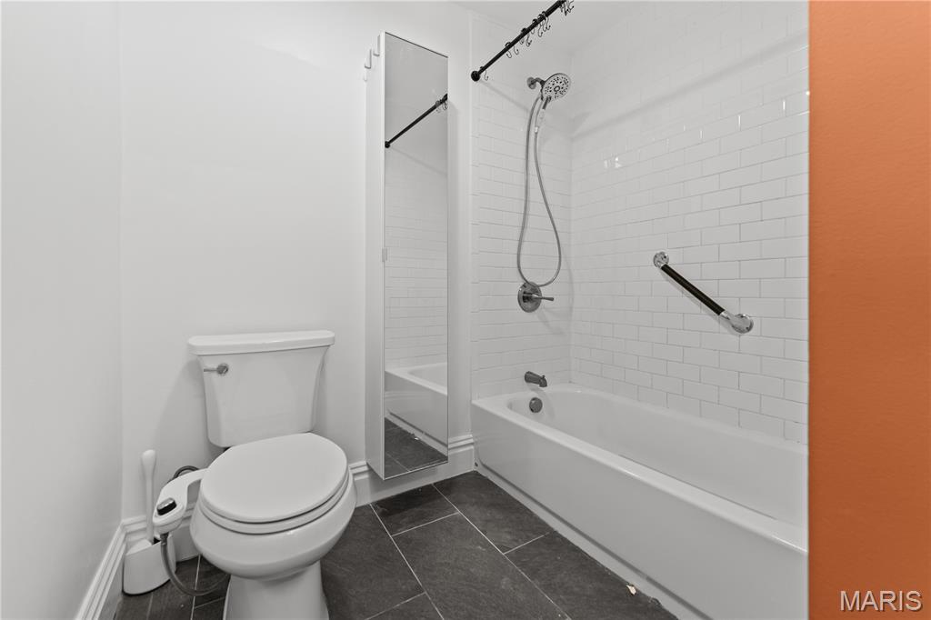 2014 James Street, Unit B St. Louis, MO 63104 - Photo 8 of 20