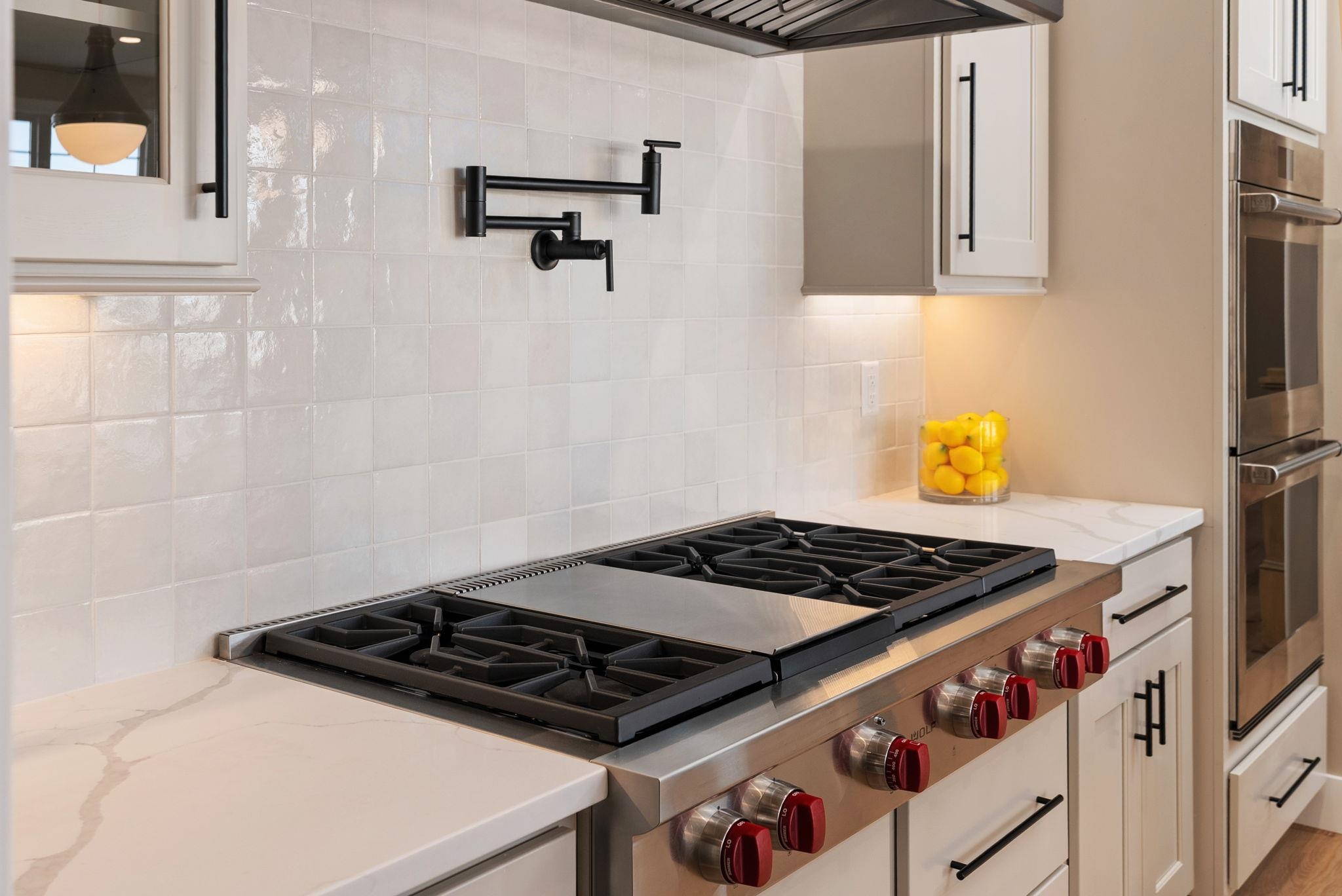 821 Westbridge Waunakee, WI 53597 - Photo 13 of 63