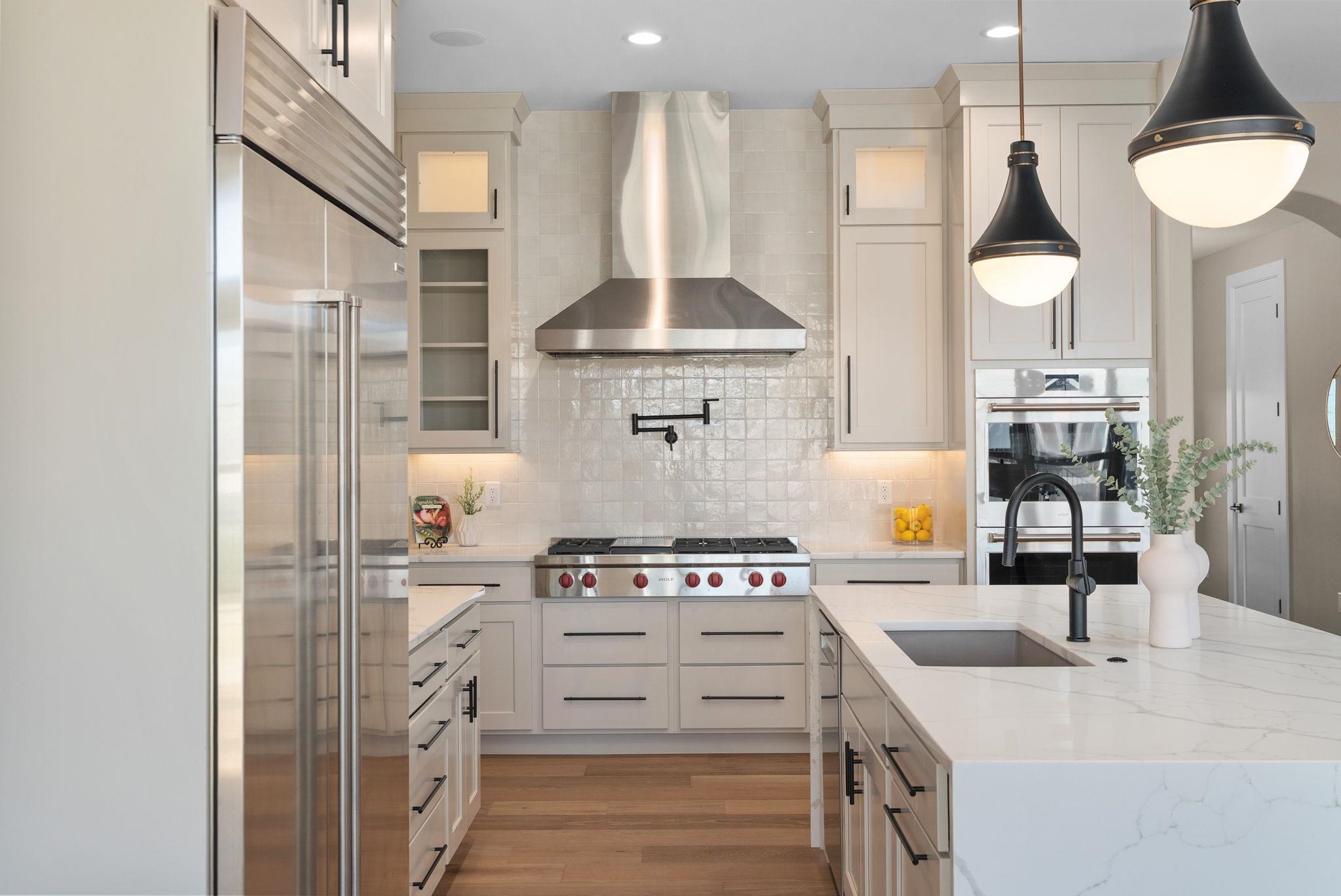 821 Westbridge Waunakee, WI 53597 - Photo 3 of 63