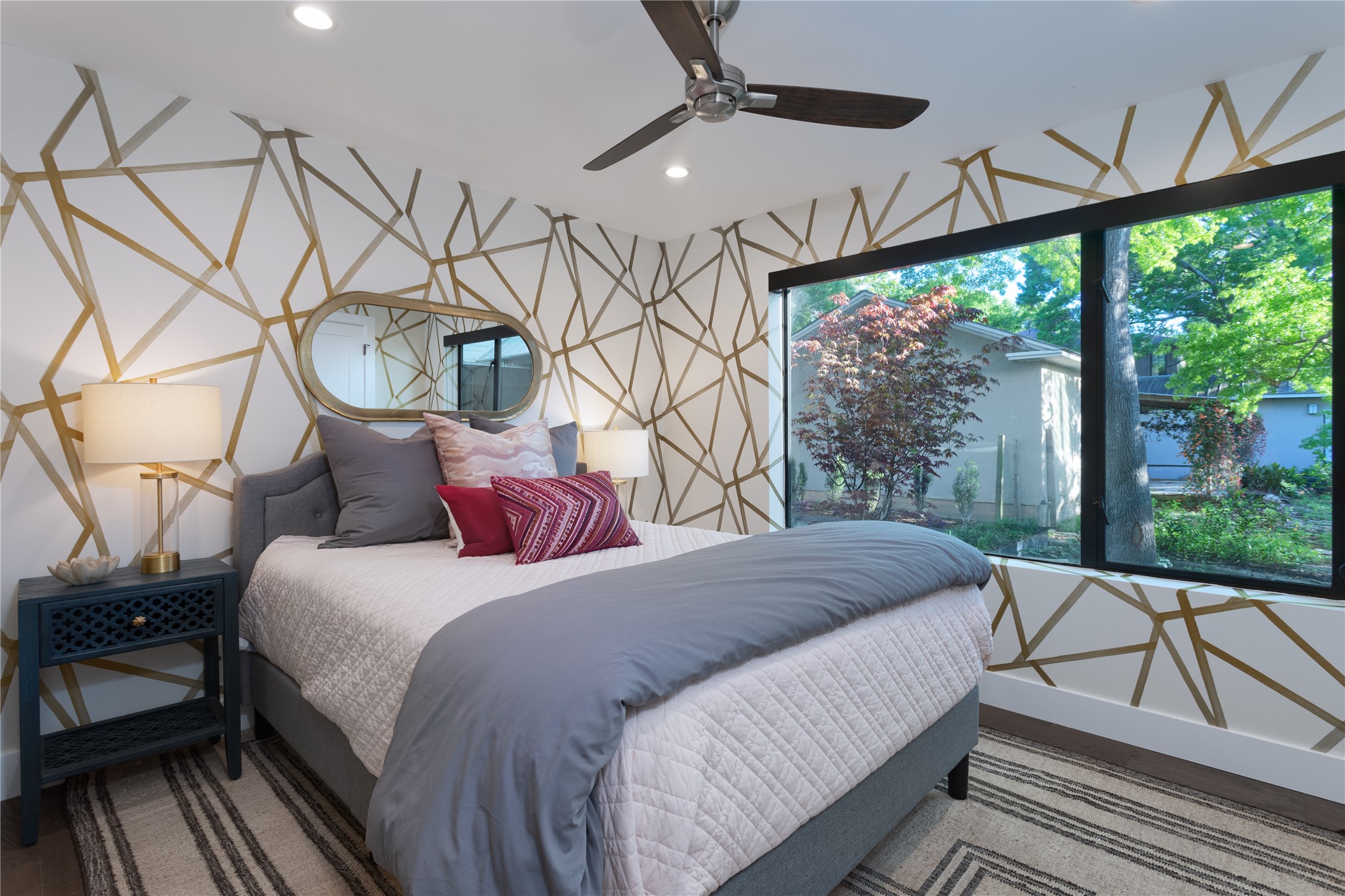 700 Jessie Street Austin, TX 78704 - Photo 28 of 40 ADU secondary bedroom featuring recessed lighting, ceiling fan, and wallpapered walls