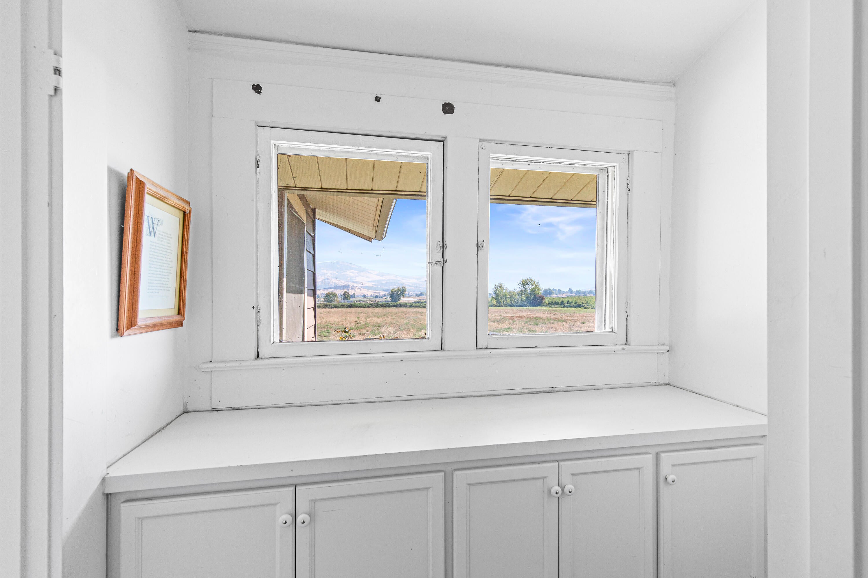 1593 Pioneer Road Talent, OR 97540 - Photo 26 of 50 1593 Pioneer Road, Talent, OR 97540