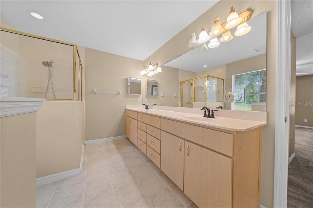 11521 Southeast 1st Street Road Silver Springs, FL 34488 - Photo 16 of 53