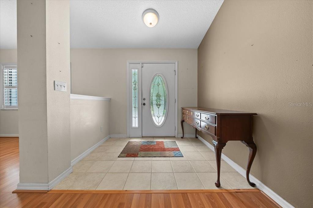 11521 Southeast 1st Street Road Silver Springs, FL 34488 - Photo 4 of 53