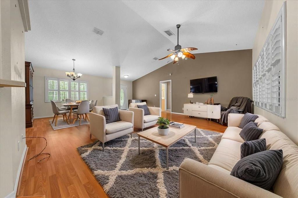 11521 Southeast 1st Street Road Silver Springs, FL 34488 - Photo 5 of 53