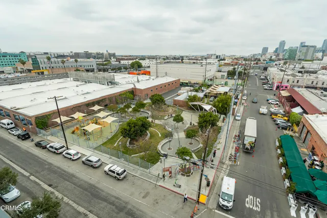 $5,000 | 510 South Hewitt Street, Unit 106, Los Angeles, CA 90013