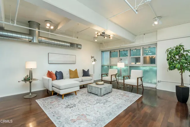 $5,000 | 510 South Hewitt Street, Unit 106, Los Angeles, CA 90013