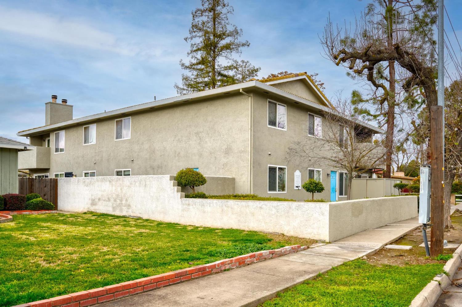 3025 Tully Road Modesto, CA 95350 - Photo 4 of 22