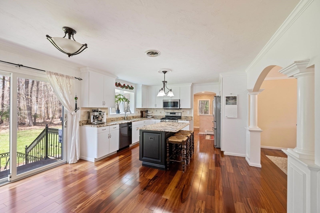 5 Horizons Road Sharon, MA 02067 - Photo 9 of 40 Gallery Image 9