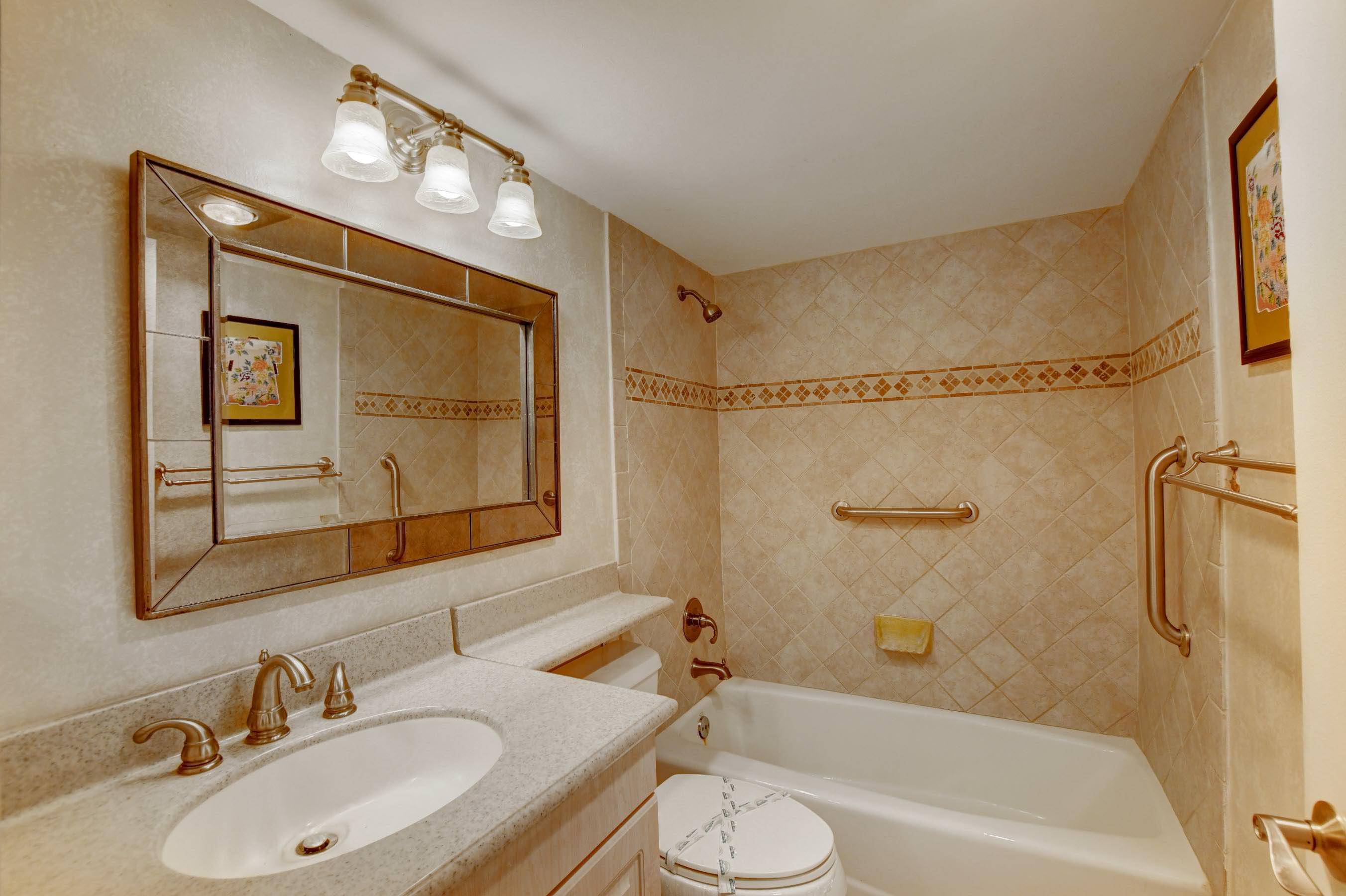 1050 Ainslie Drive Boca Raton, FL 33434 - Photo 15 of 51 14_ebf_7456and4more