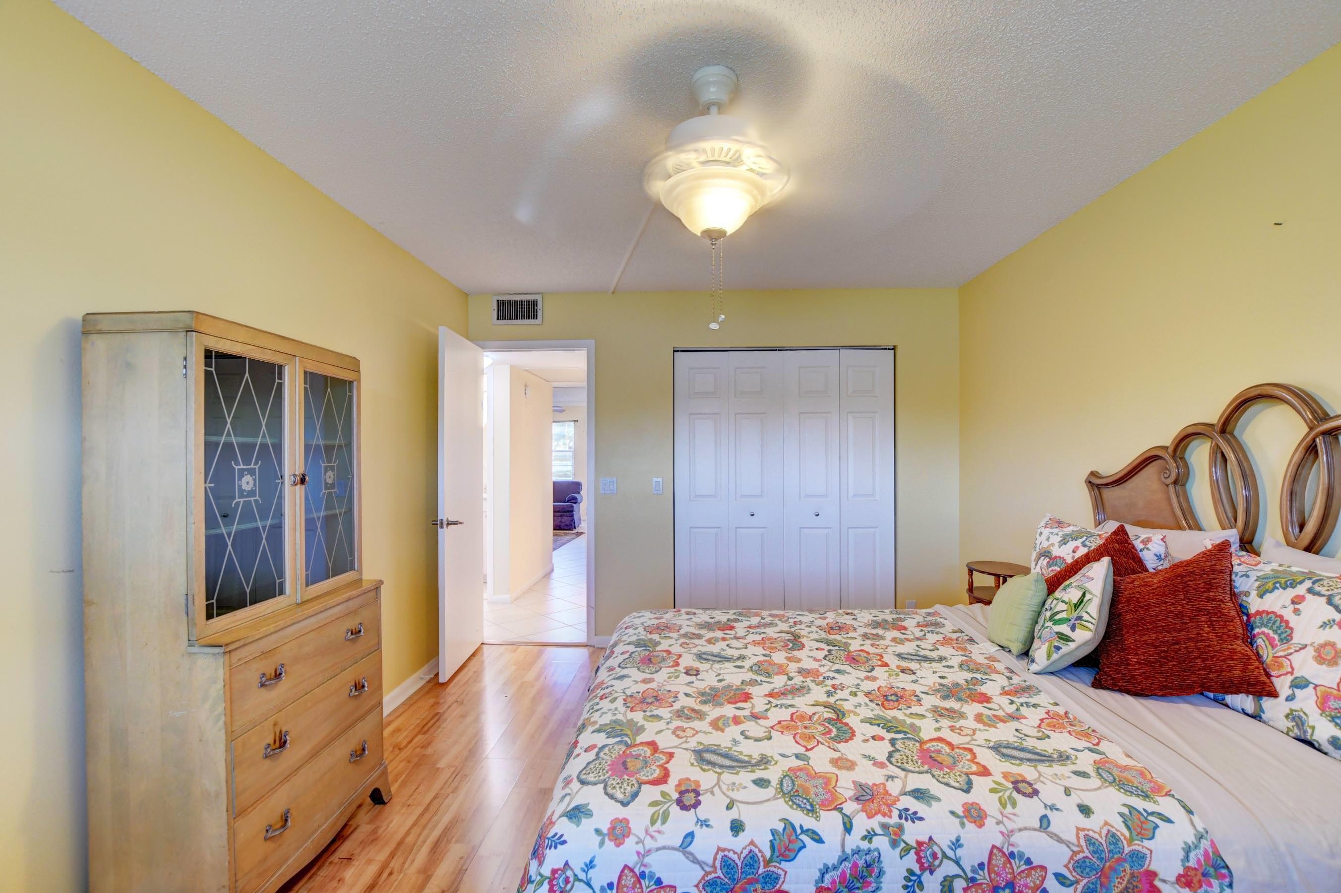 1050 Ainslie Drive Boca Raton, FL 33434 - Photo 18 of 51 17_ebf_7471and4more