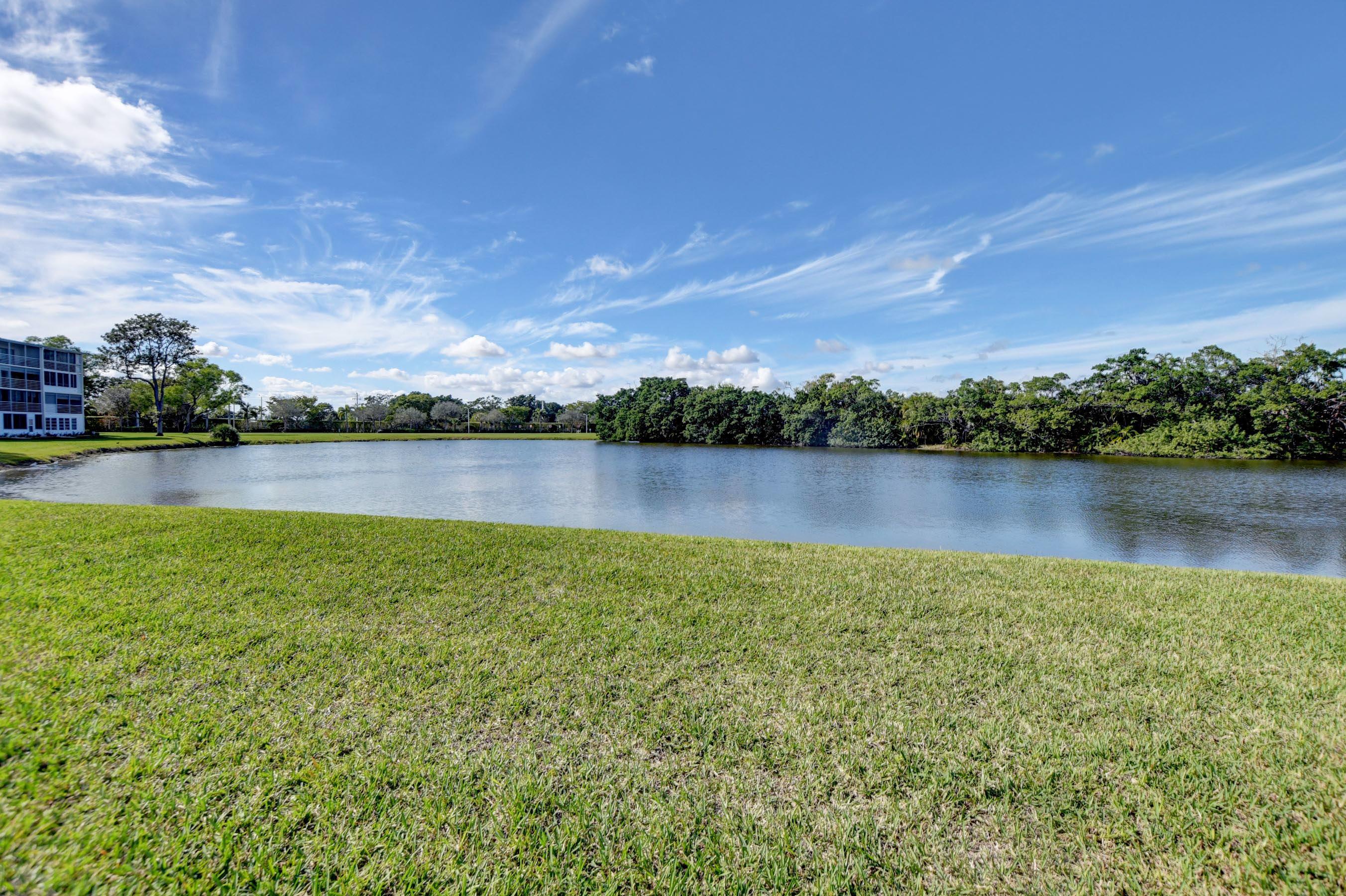 1050 Ainslie Drive Boca Raton, FL 33434 - Photo 25 of 51 25_ebf_7391and4more