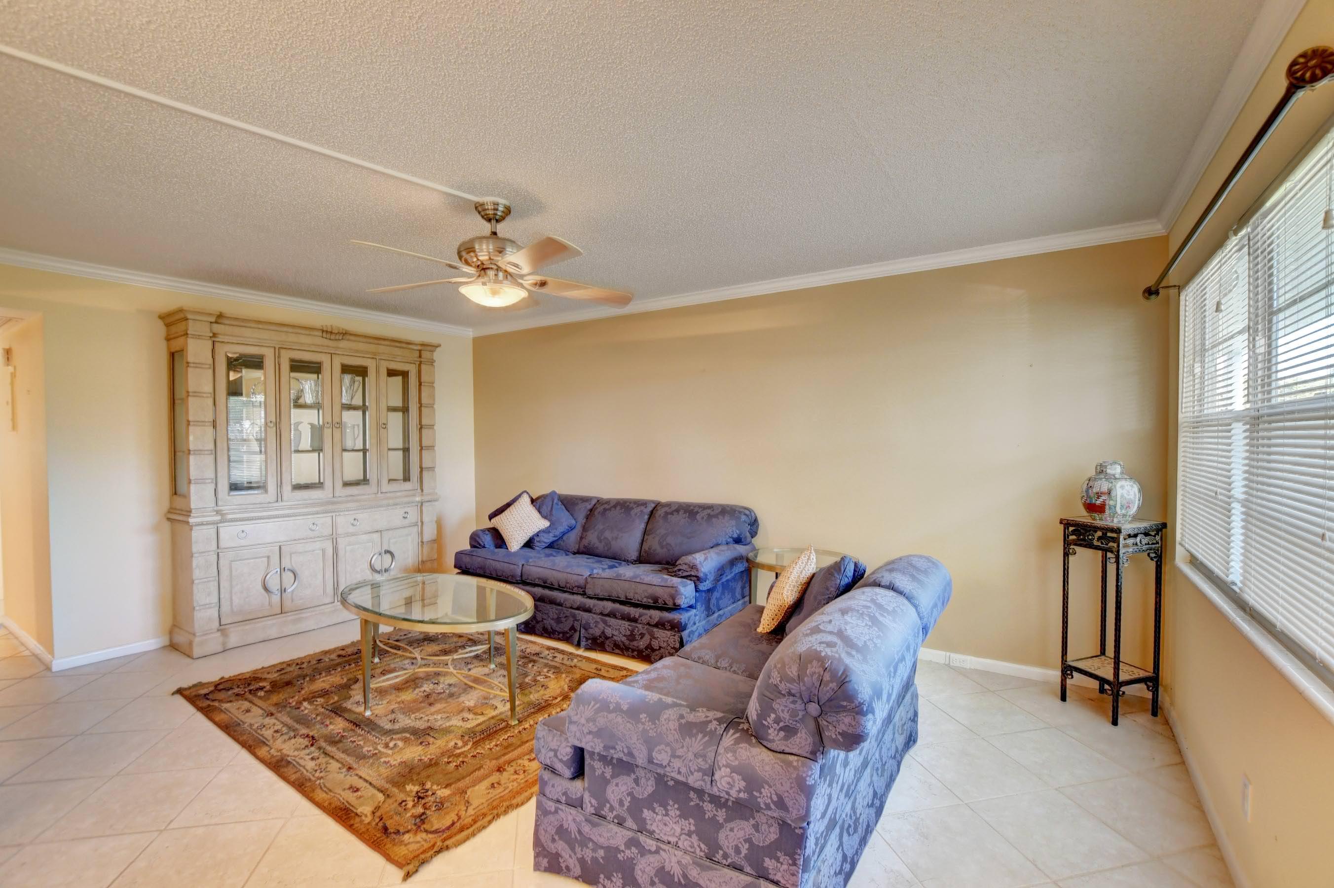1050 Ainslie Drive Boca Raton, FL 33434 - Photo 5 of 51 04_ebf_7406and4more