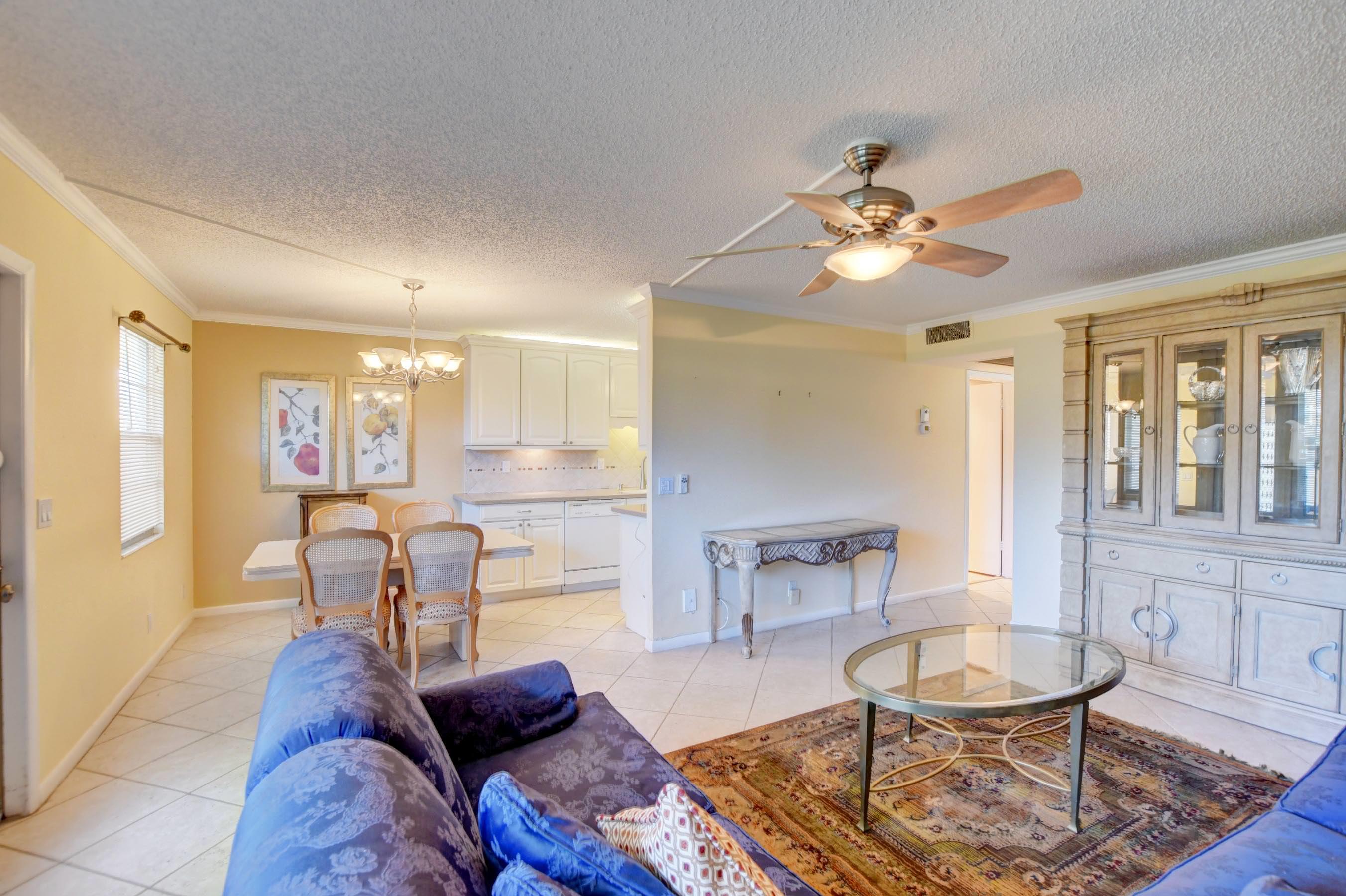 1050 Ainslie Drive Boca Raton, FL 33434 - Photo 6 of 51 05_ebf_7411and4more