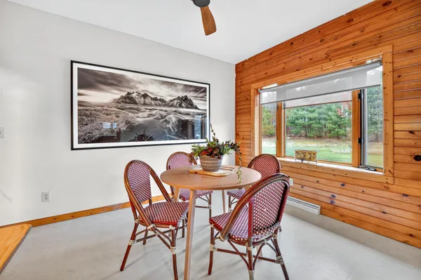 $749,900 | N9170 Pagel Road, Iola, WI 54945