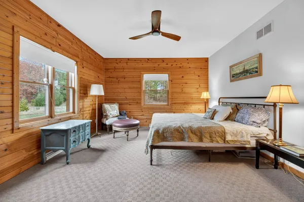 $749,900 | N9170 Pagel Road, Iola, WI 54945